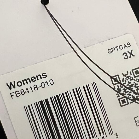 New Nike Standard Fit High-Rise Crop Length Short Black Fleece Sz 3X - Picture 6 of 8